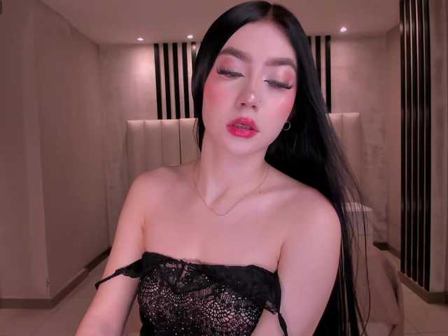 BriannaFox1's BongaCams show and profile