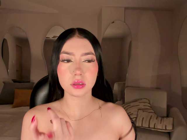 BriannaFox1's BongaCams show and profile