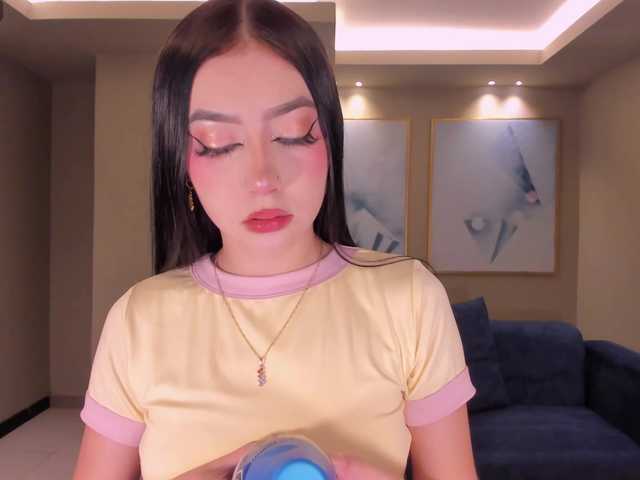 BriannaFox1's BongaCams show and profile