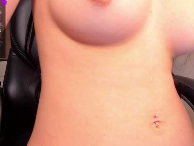 BriannaFox1's BongaCams show and profile