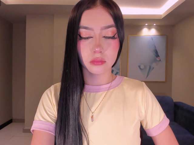 BriannaFox1's BongaCams show and profile