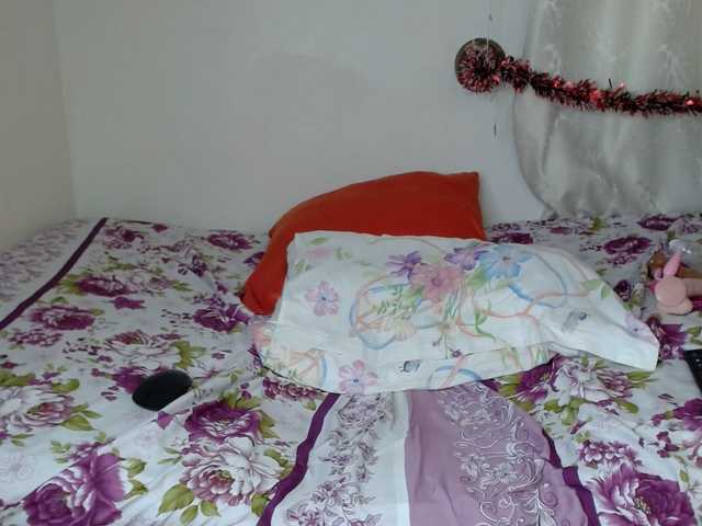 LynaBella's BongaCams show and profile