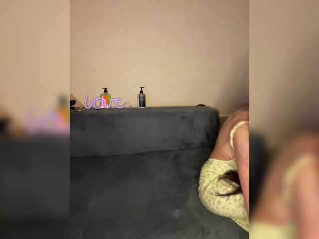 ALYA-01's BongaCams show and profile