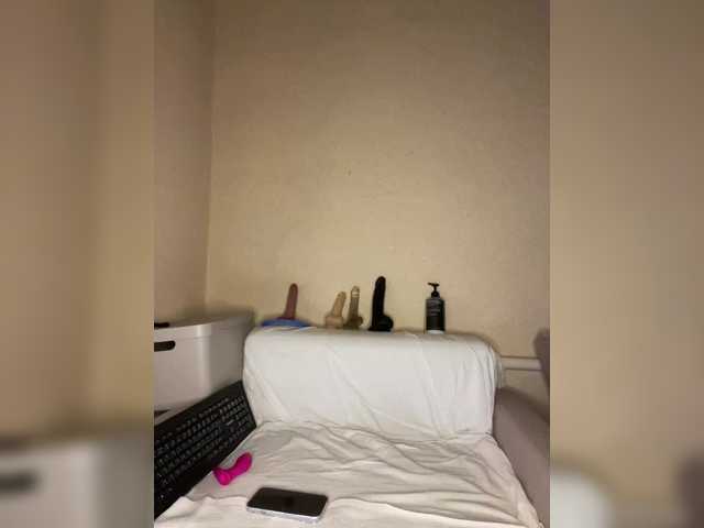 ALYA-01's BongaCams show and profile