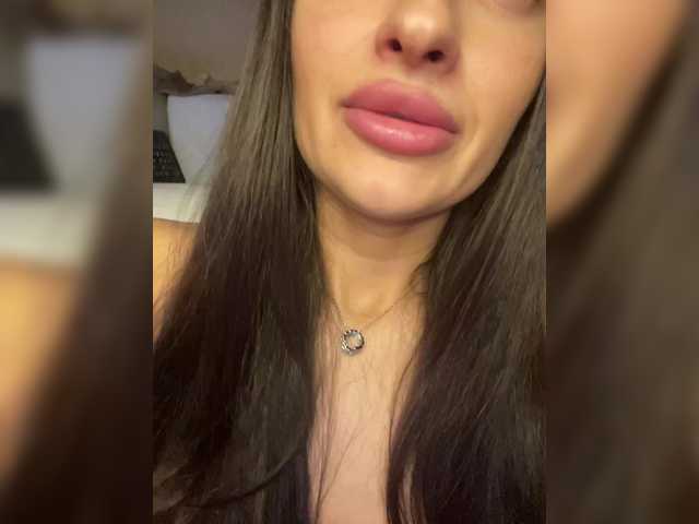 ALYA-01's BongaCams show and profile