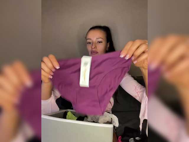 ALYA-01's BongaCams show and profile