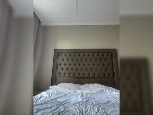 ALYA-01's BongaCams show and profile