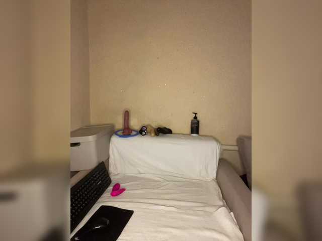 ALYA-01's BongaCams show and profile