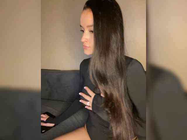 ALYA-01 Live Webcam on BongaCams