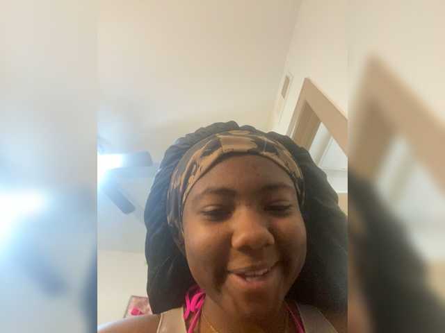 ximora212 – webcam model profile photo