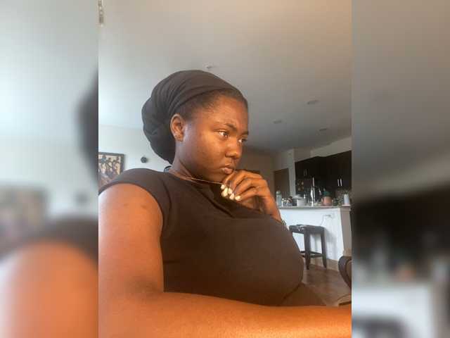 ximora212's BongaCams show and profile