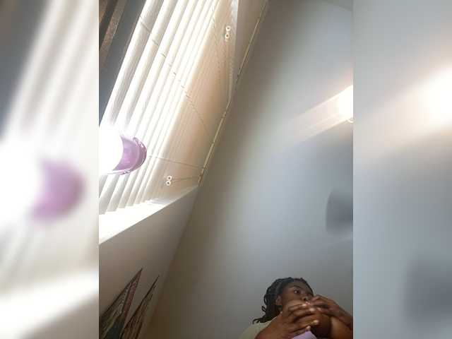 ximora212 – webcam model profile photo