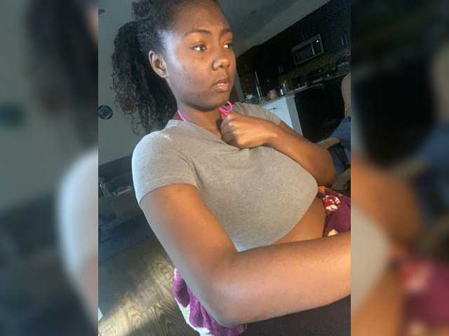 ximora212's BongaCams show and profile