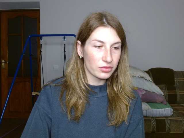 LunaVibe-V's BongaCams show and profile