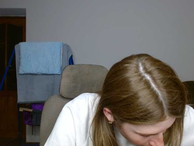 LunaVibe-V's BongaCams show and profile