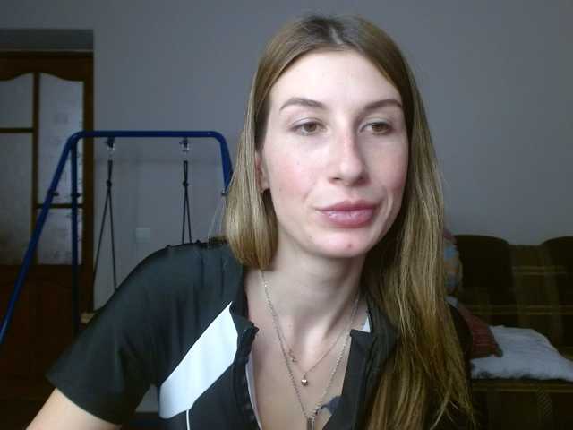 LunaVibe-V's BongaCams show and profile