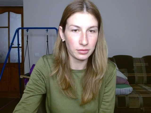 LunaVibe-V's BongaCams show and profile