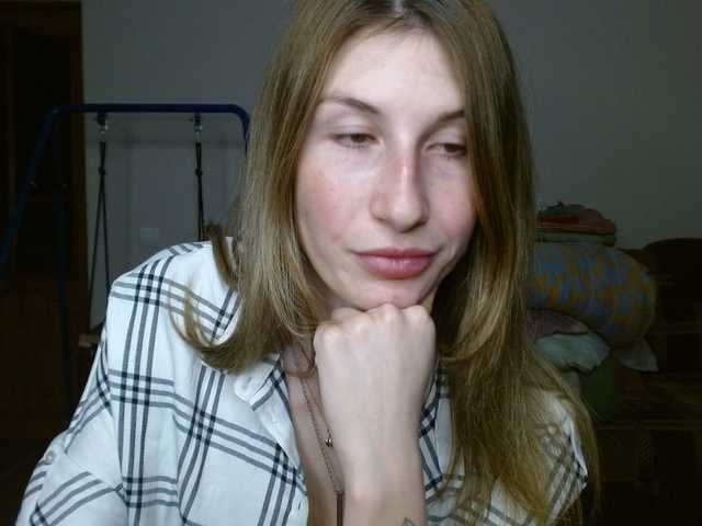 LunaVibe-V's BongaCams show and profile