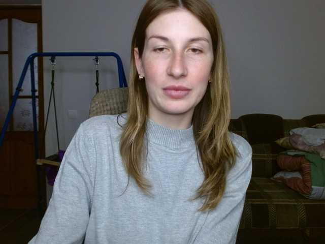 LunaVibe-V's BongaCams show and profile