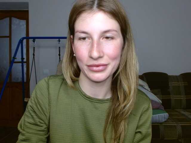 LunaVibe-V's BongaCams show and profile