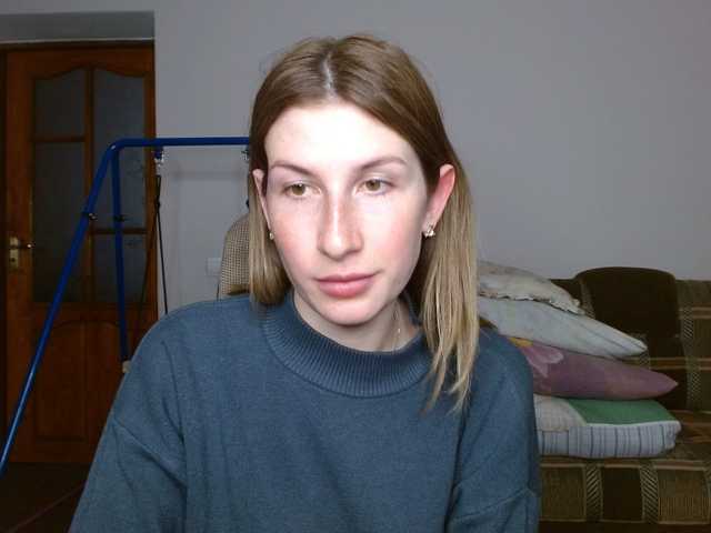 LunaVibe-V's BongaCams show and profile