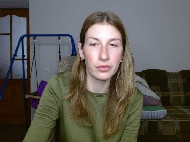 LunaVibe-V's BongaCams show and profile