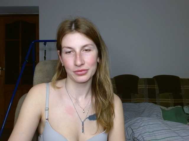 LunaVibe-V's BongaCams show and profile