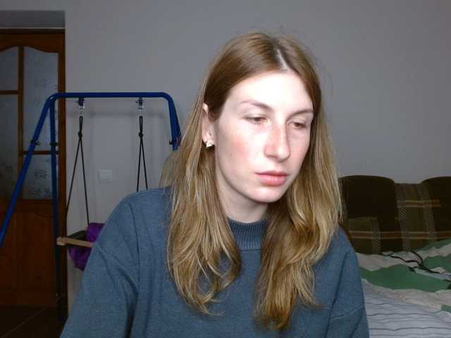 LunaVibe-V's BongaCams show and profile