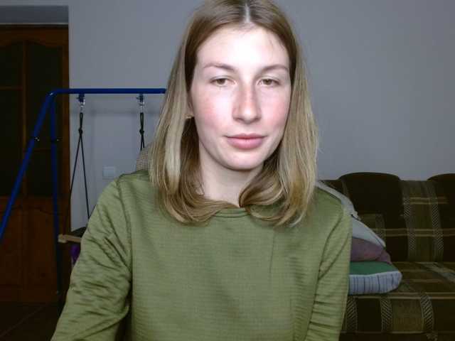 LunaVibe-V's BongaCams show and profile