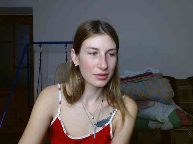 LunaVibe-V Live Webcam on BongaCams