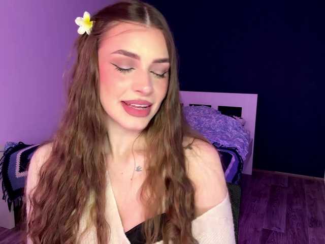 BongaCams RonnieRose is Freechat RonnieRose — @remain kiss 5 times super sexy with my eyes closed