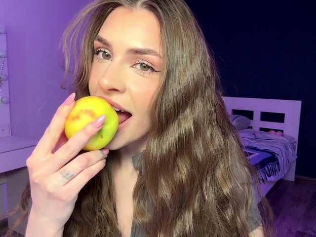 RonnieRose – webcam model profile photo