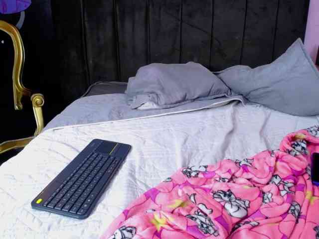 Katty-Kiss- Live Webcam on BongaCams