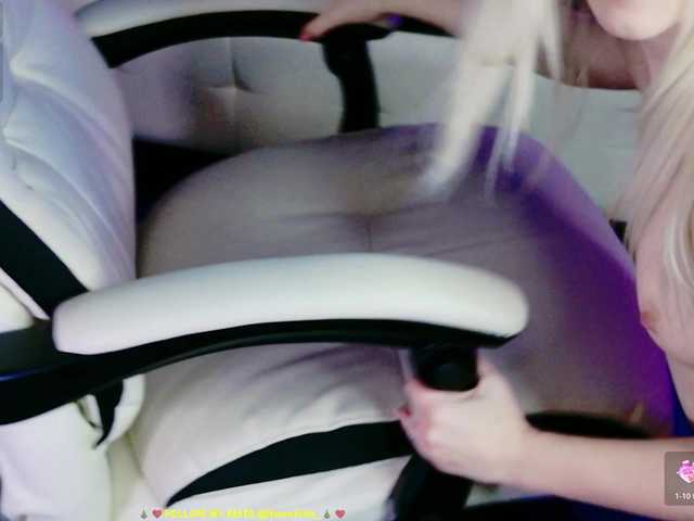 NaomiHita – webcam model profile photo