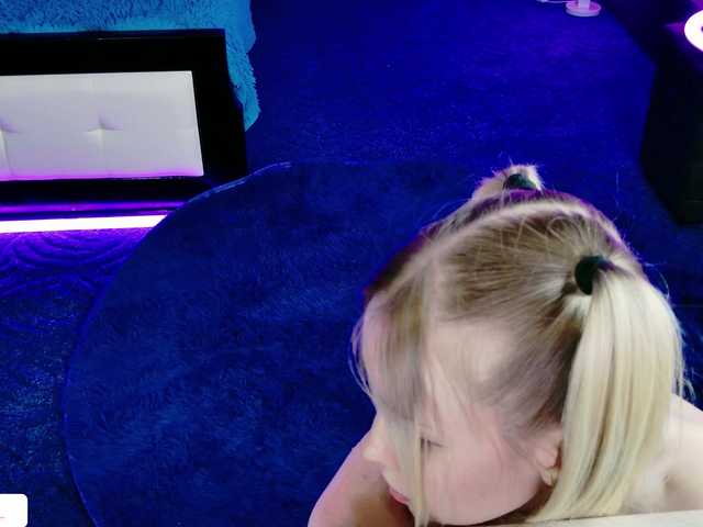 видео NaomiHita