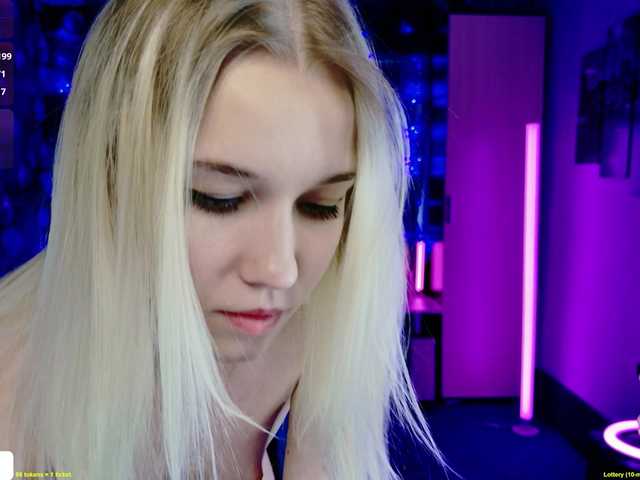 NaomiHita Live Cam on BongaCams