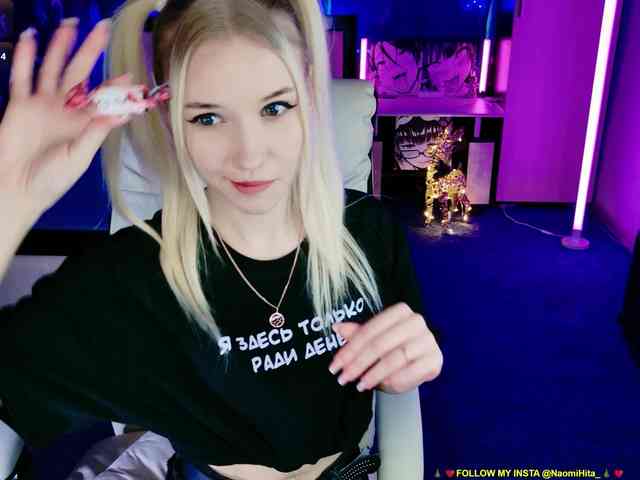 NaomiHita webcam