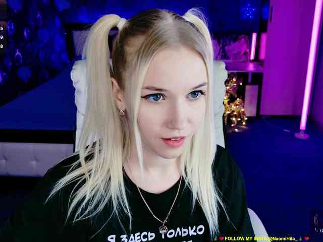 NaomiHita webcam