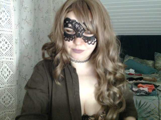 Stacy-meow1's BongaCams show and profile