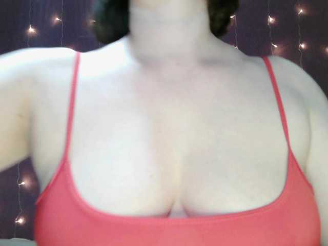 SoftMoon's BongaCams show and profile