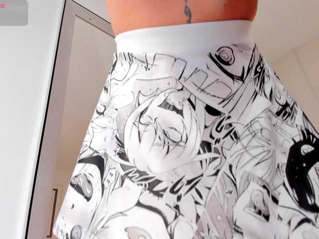 CrystalRose1's BongaCams show and profile