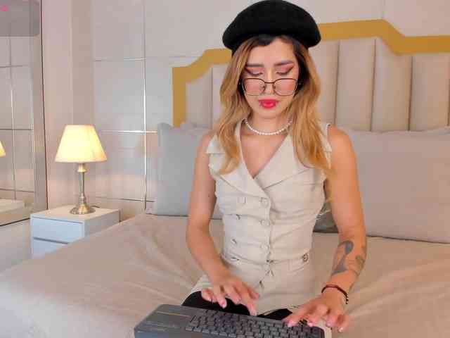 CrystalRose1 CrystalRose1