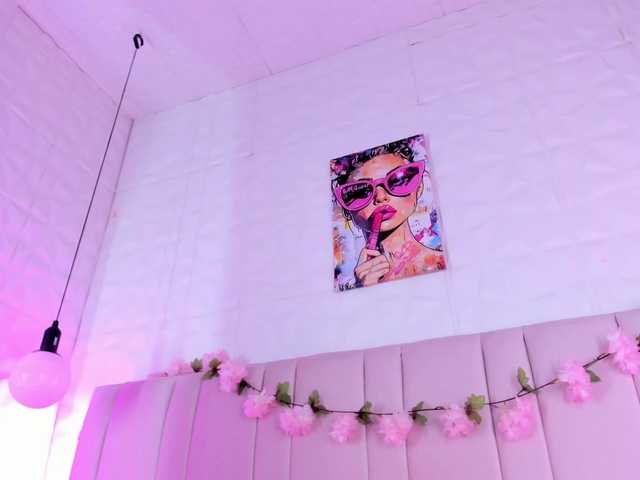 valeri-sotoo's BongaCams show and profile