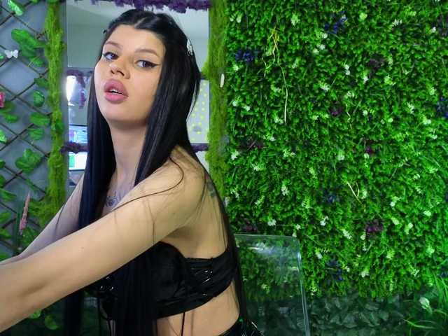 AnaLexus's BongaCams show and profile