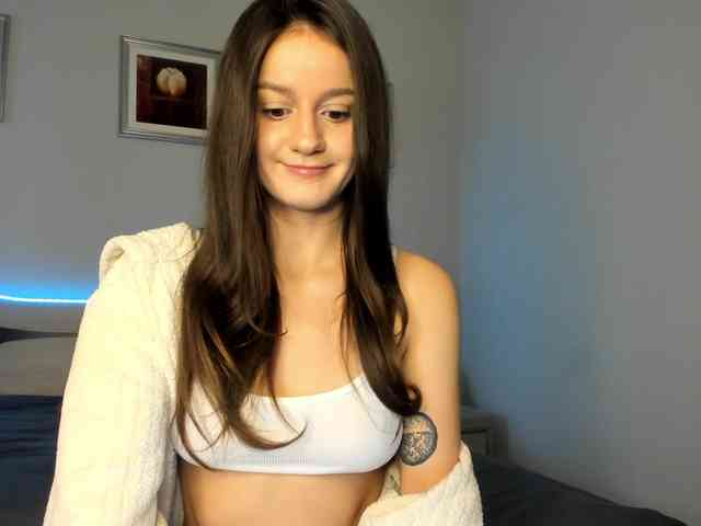TessaAurora webcam