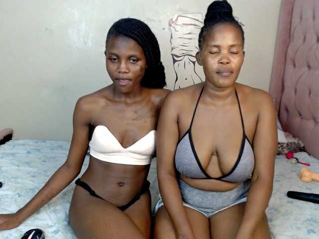 Cocoheat's BongaCams show and profile