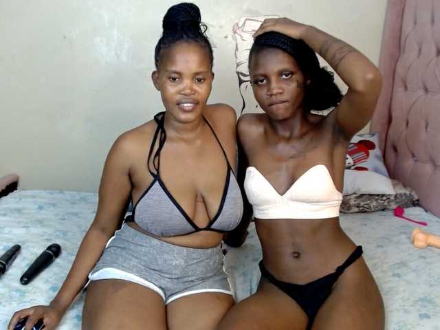 Cocoheat's BongaCams show and profile