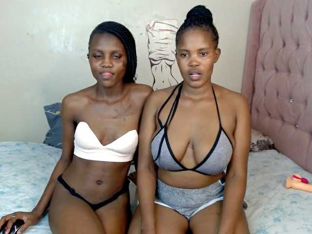 Cocoheat's BongaCams show and profile