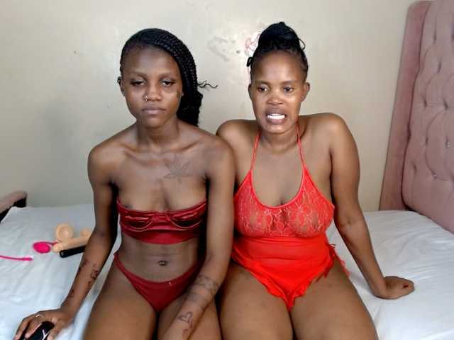 Cocoheat's BongaCams show and profile