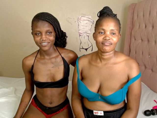 Cocoheat's BongaCams show and profile